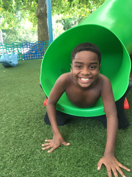 Arquivo:Criança da Colônia.JPG