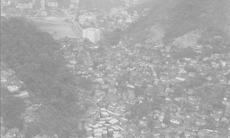 Arquivo:Vista aérea em 1970-1980.jpg