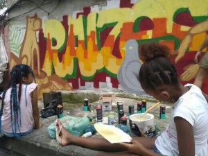 Crianças e o grafite..jpg