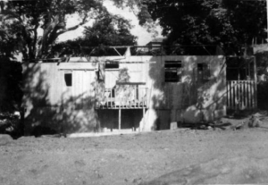 Construção do Posto Médico, meados de 1960. (Acervo NECC).png